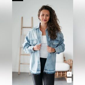 Lov Mor Denim Shacket Size Small Blue Oversized Button Down Front Collared Neck